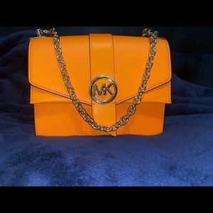 NWT Michael Kors Greenwich Crossbody Bag (Apricot)